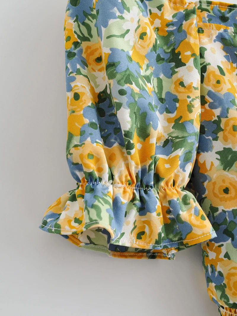 

Summer Short Square Collar Floral Print Blouse Women 2021 New Beach Style Petal Sleeve Short Sleeve Shirt Ladies Tops