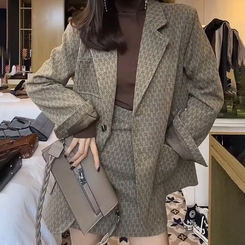 

Spring And Autumn New Style Temperament Celebrity High End Net Red Same Tweed Suit Coat Half Skirt Women's Small Fragrance Two P