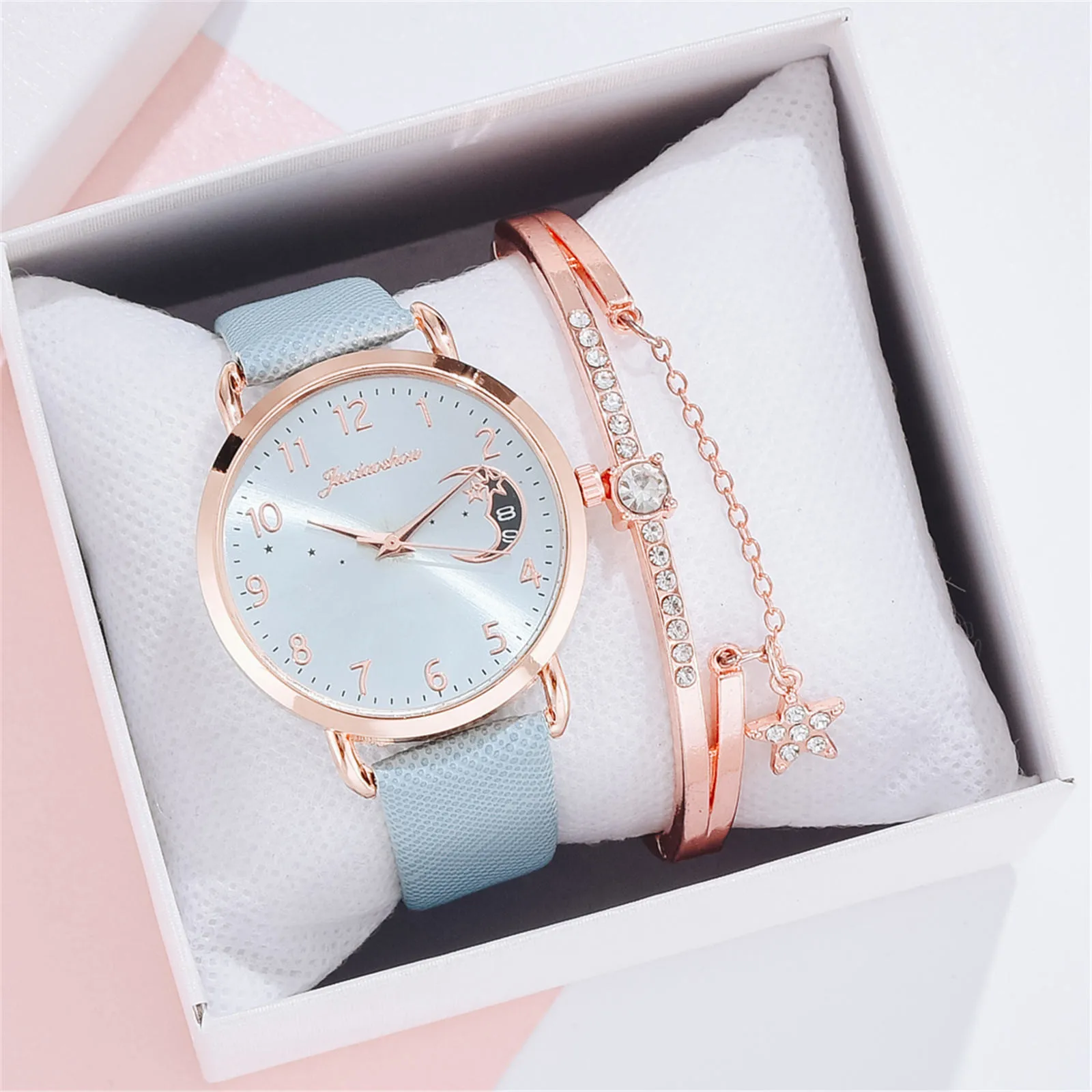 

Sleek Minimalist Fashion With Strap Dial Women's Quartz Watch Gift Watch