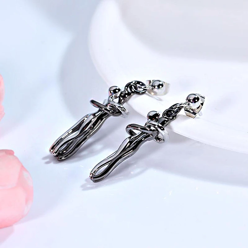 

fashion hot sale two-color huggie earring charm personality couple hug earrings love men and women birthday jewelry wholesale