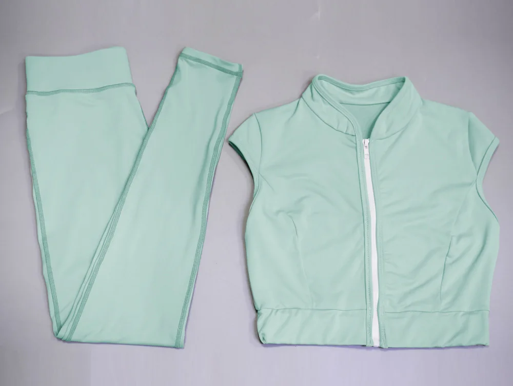 Спортивный комплект для йоги женская одежда тренировок спортивная без рукавов