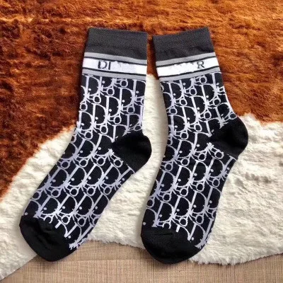 

2021 New Luxury Letter brand Socks Autumn Winter Warm Men and women Socks Thicke Terry Breathable High Quality Casual Socks