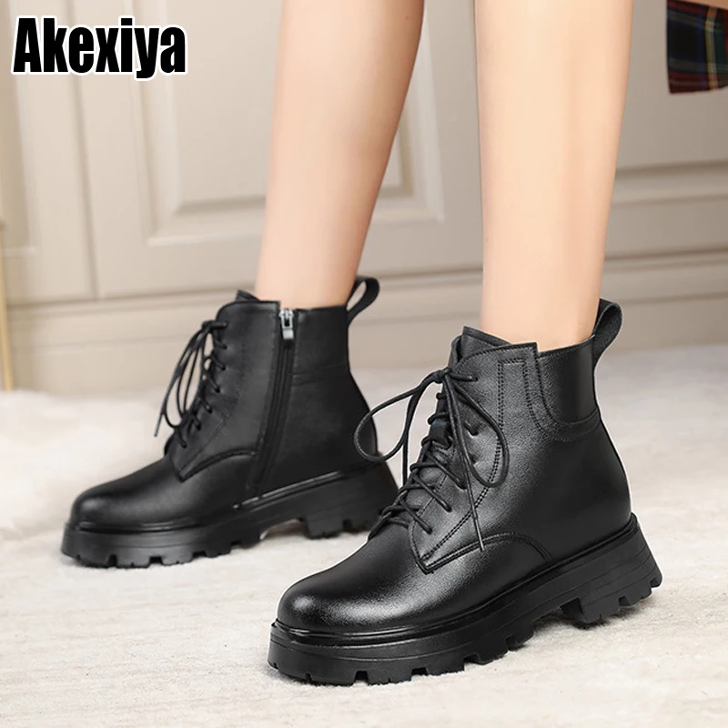 

Women's Ankle Boots Winter Shoes 2021 Genuine Leather Boots Women's Round Toe Warm Wool Large Size Ladies Snow Boots BC2484