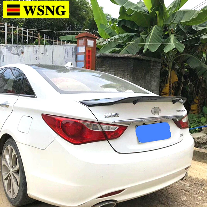 

for Hyundai Sonata spoiler carbon fiber / FRP material tail R-type spoiler accessories 2014-2016