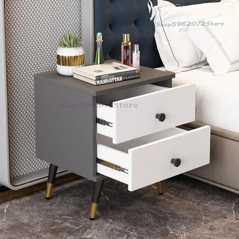 Скандинавский прикроватный столик простой современный железный светильник