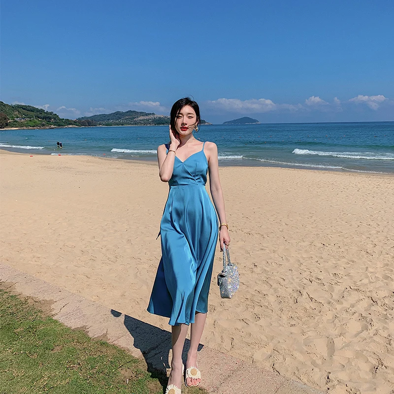 

Summer Women Beach Style Sexy V Neck Spaghetti Strap Solid Bohemian Dress Casual Hollow Out Bandage Seaside Holiday Dress