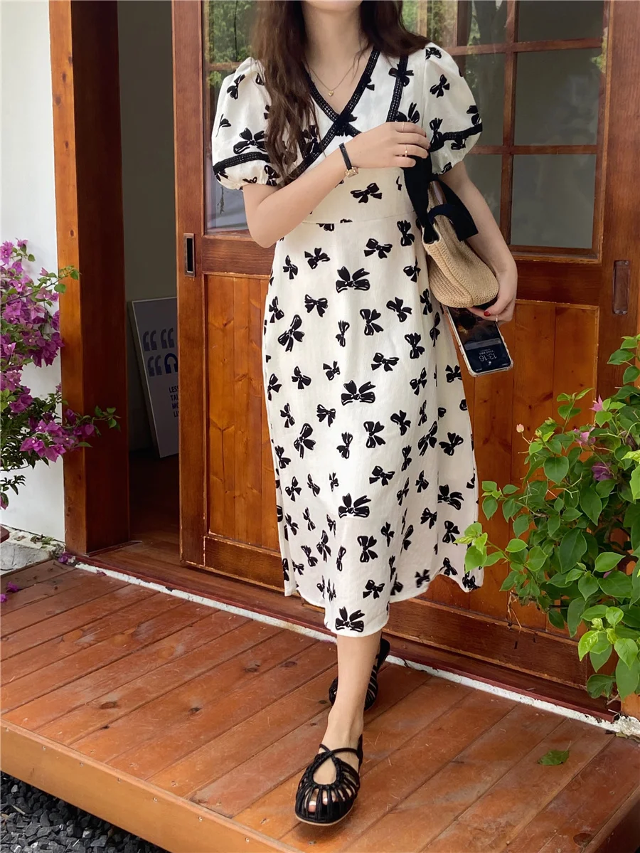 

Film! French first love sweet dress female temperament of summer bowknot printing v-neck dress