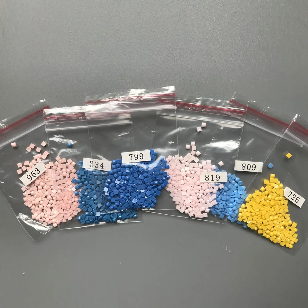 

Diamond Embroidery Accessories 5D DIY Diamond Painting Tools Square / Round Storage Box Storage Bottle dcm Number Label Sticker