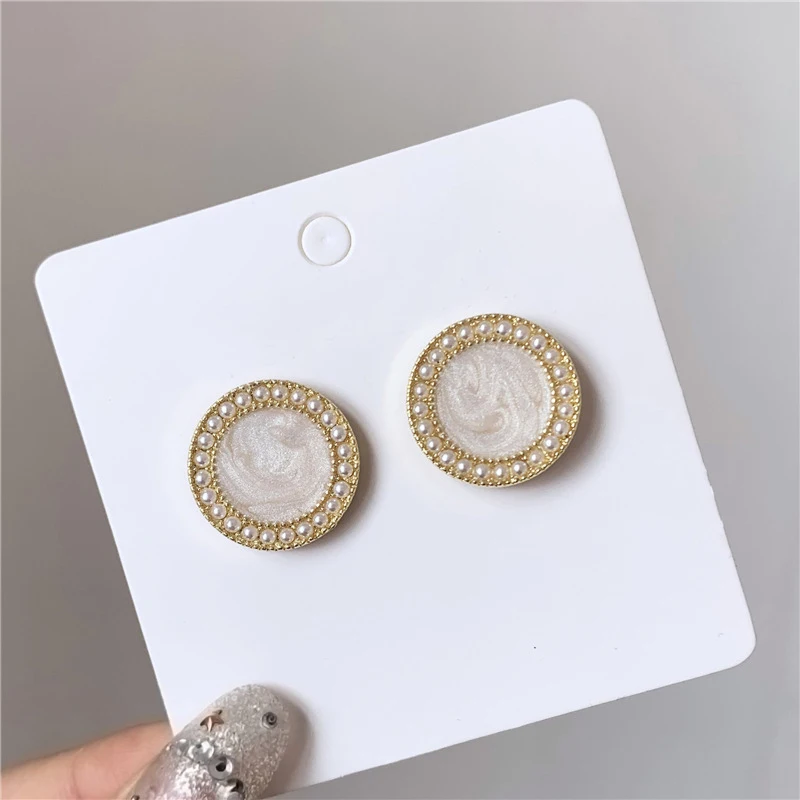 2021 новые европейские модные простые винтажные бусы вставьте круглый корпус