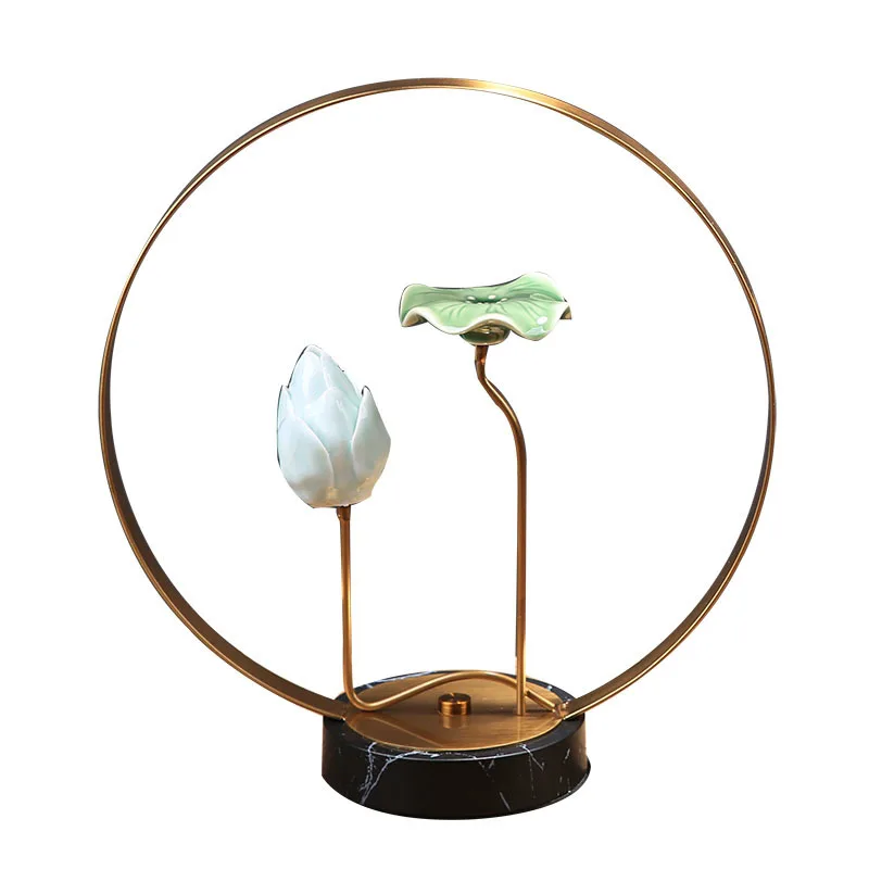 

Lotus Leaf Ceramic Ornaments Metal Decorative Crafts Sculpture Living Room Decoration Tabletop Furnishings Vintage Home Decor