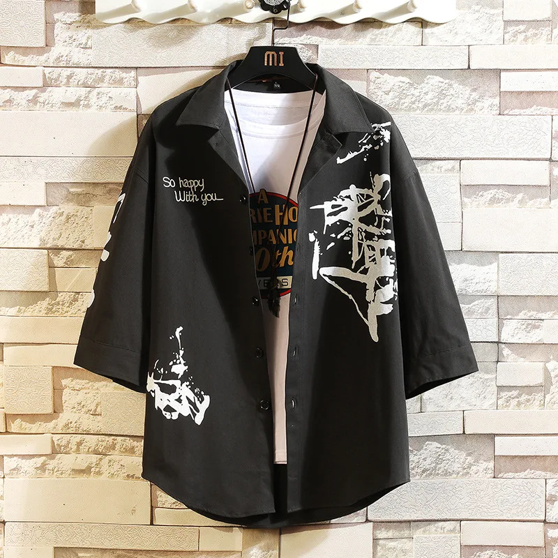 

Summer new short sleeve shirt Korean fashion men's 5-sleeve shirt fashion tooling middle sleeve jacket youth men's wear