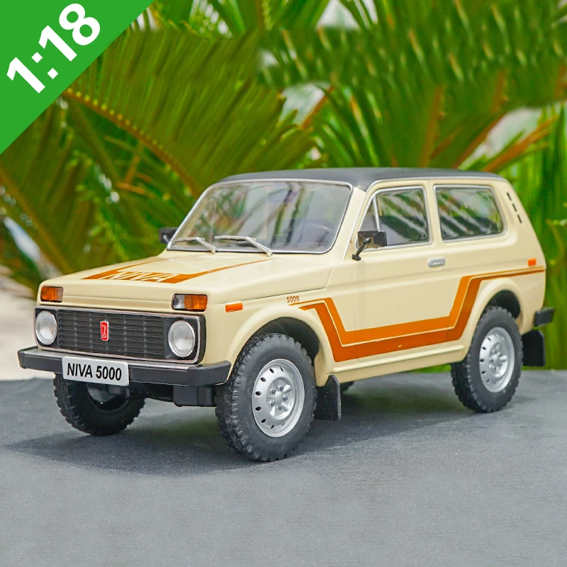 Новый 1:18 Масштаб сплава игрушечных автомобилей группы LADA NIVA модель автомобиля SUV