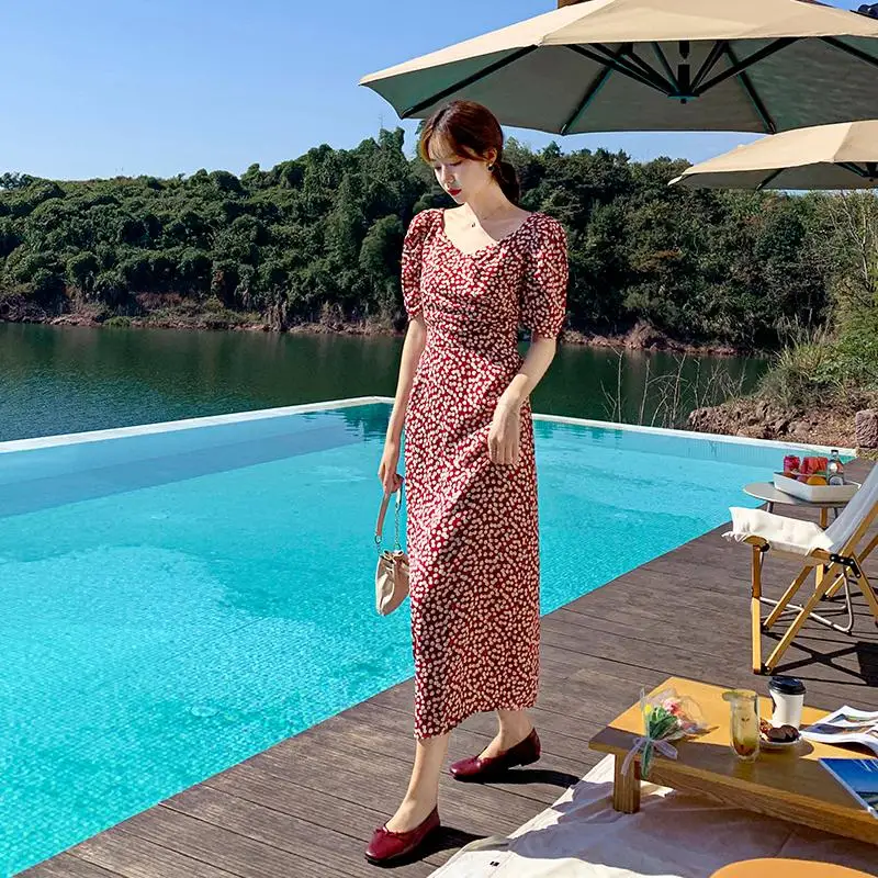 

Make the new dresses floral chiffon closed hubble-bubble sleeve temperament show thin waist of the dress skirt restoring ancient