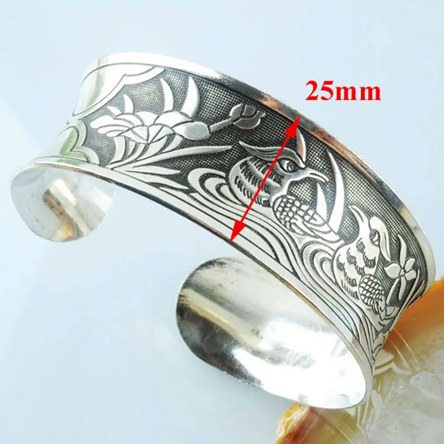 

Flowers and Plants Carving Antique Silver color Tibetan Bracelets Women Cuff Bracelets&Bangles Adjustable Charm Jewelry PZ657