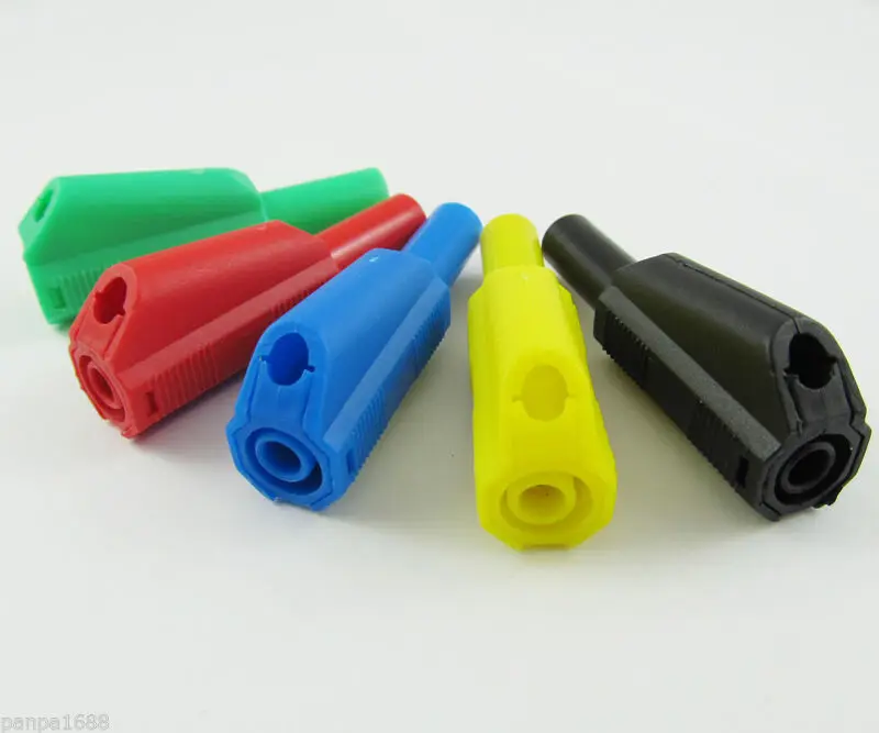 

5pcs 4mm High Quality Full Seal Insulated Stackable Banana Plug Female 5 Colors