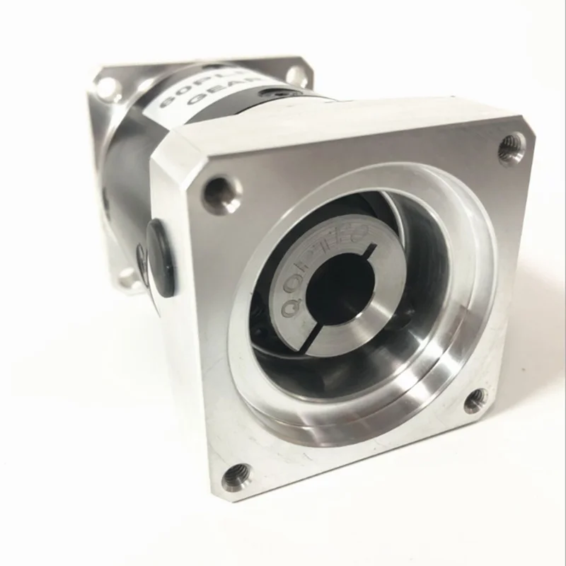 

Free Shipping PLF60 100:1 Square Flange Output Shaft For CNC Flame Cutting Machine 3 Speed Planetary Gearbox