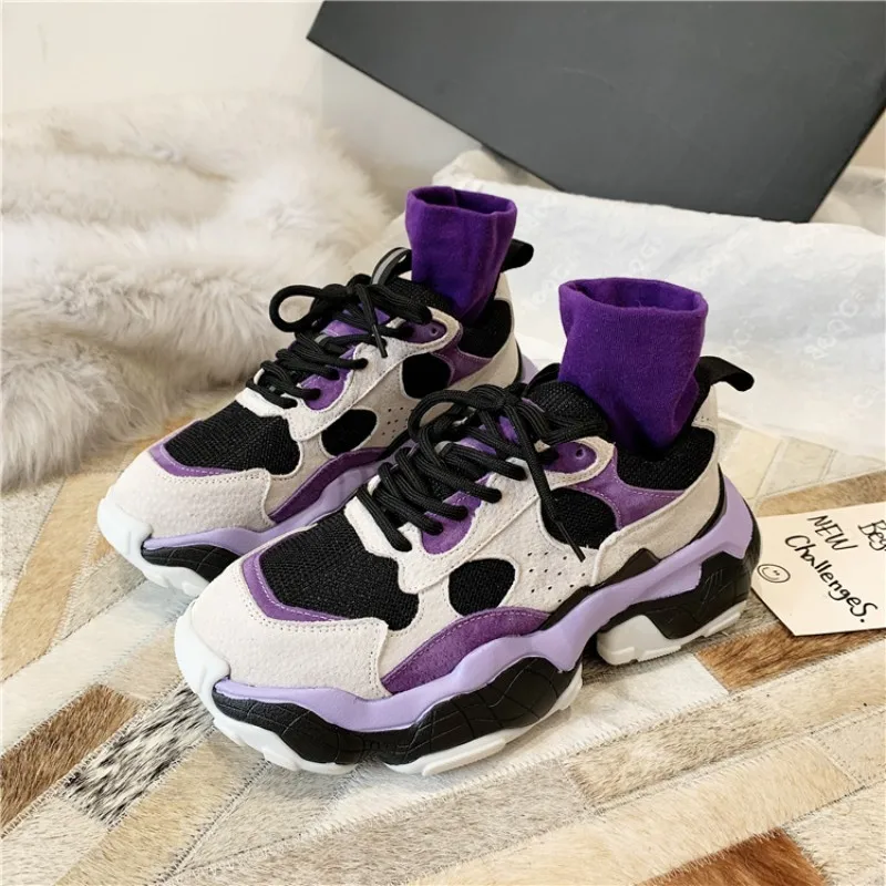 Кроссовки женские из натуральной кожи на платформе со шнуровкой | Обувь