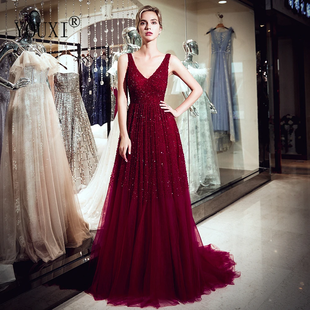 

Gorgeous Evening Dress Burgundy Beaded Beading Crystal A-Line V Neck Luxurious Prom Gowns Formal robe de soiree 2020