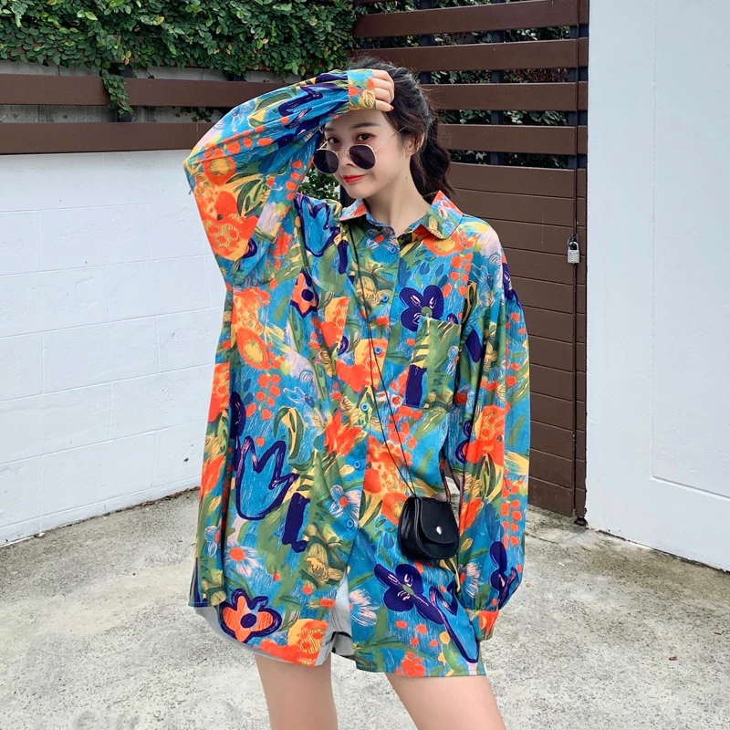

Retro Fashionable Long Sleeved Blouses Graffiti Flower Shirt Hong Kong Style Loose Shirts Ladies 2021 Spring Autumn Blusas Mujer