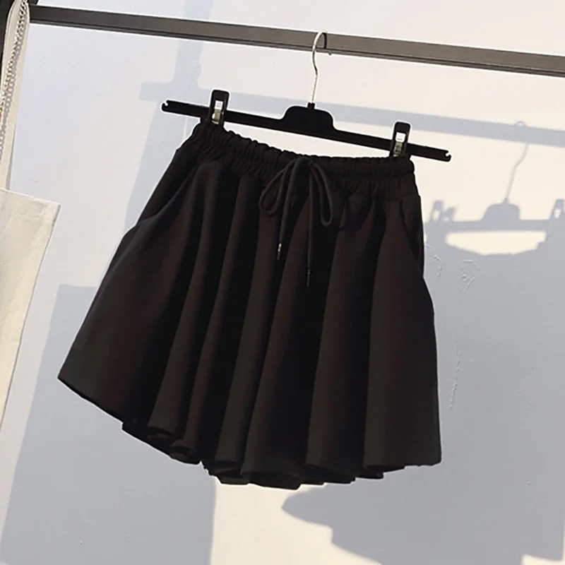 Женский комплект из двух предметов топ с коротким рукавом и однотонные шорты