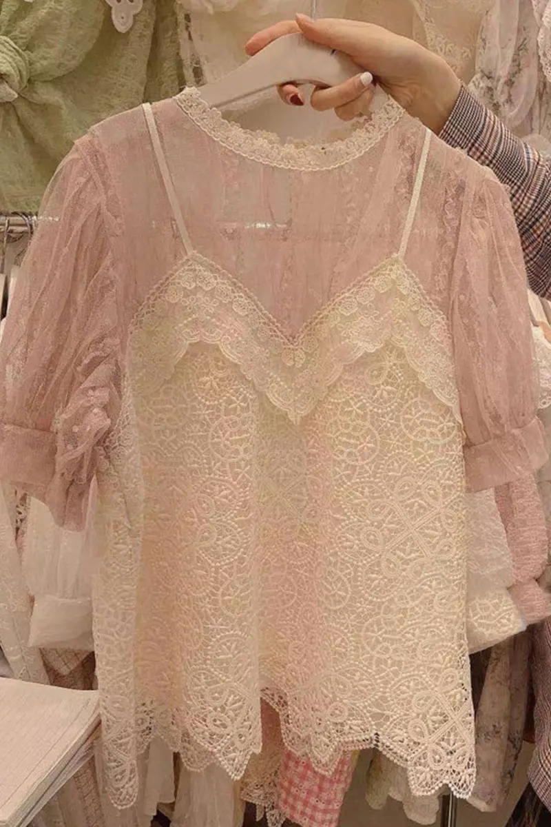 

Korean Fashion Sweet Lace Stitching T-shirt Women 2021 Summer Elegant Mesh Lace Slim Fake Two-Piece Sling TShirt Kawaii Clothes