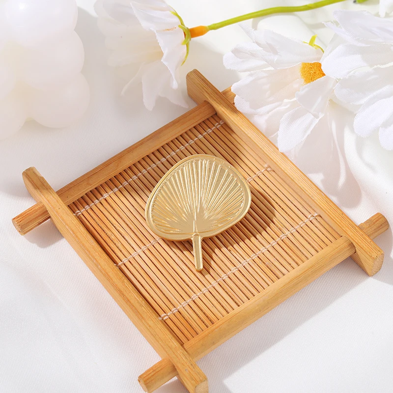 Fan Alloy Pin Creative Simple Gold lovely Brooch Lapel Cowboy Badge Bag Jewelry Gift Friends Custom Wholesale | Украшения и