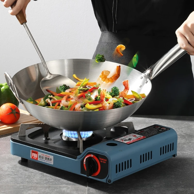 

Kitchen,Dining & Bar