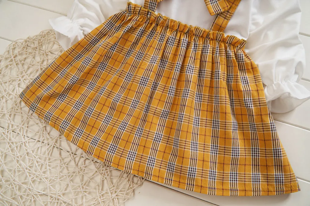 Платье в клетку с бантом и кукольным воротником для маленьких девочек