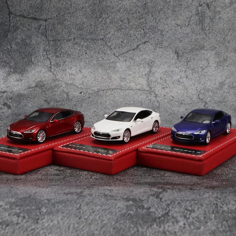 

VIP 1/64 TESLA model S Resin simulation of static models of electric vehicles