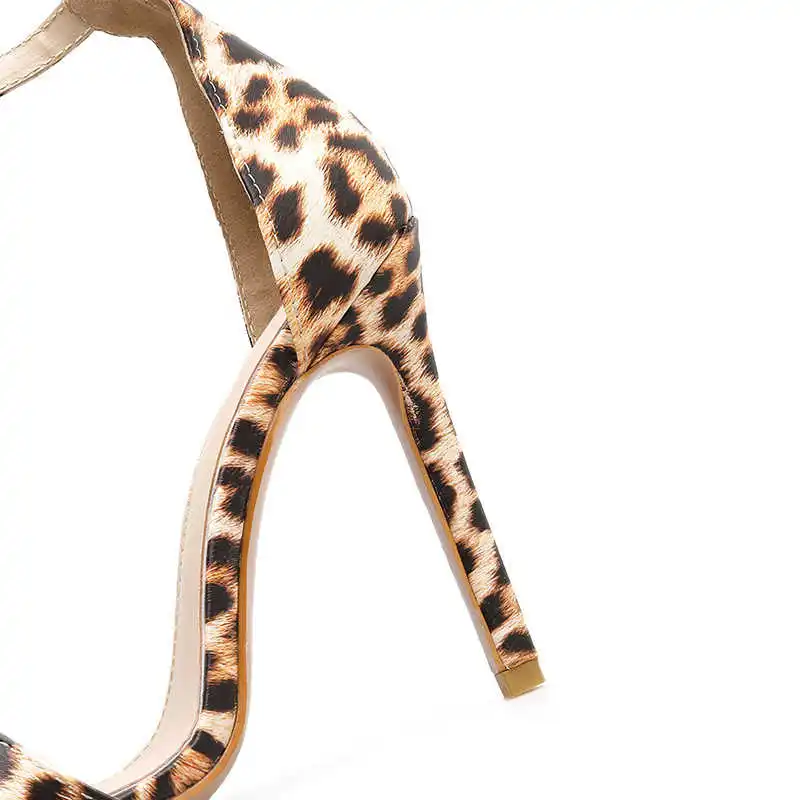 

sexy peep toe buckle sandals 2019 women's shoes word heel
