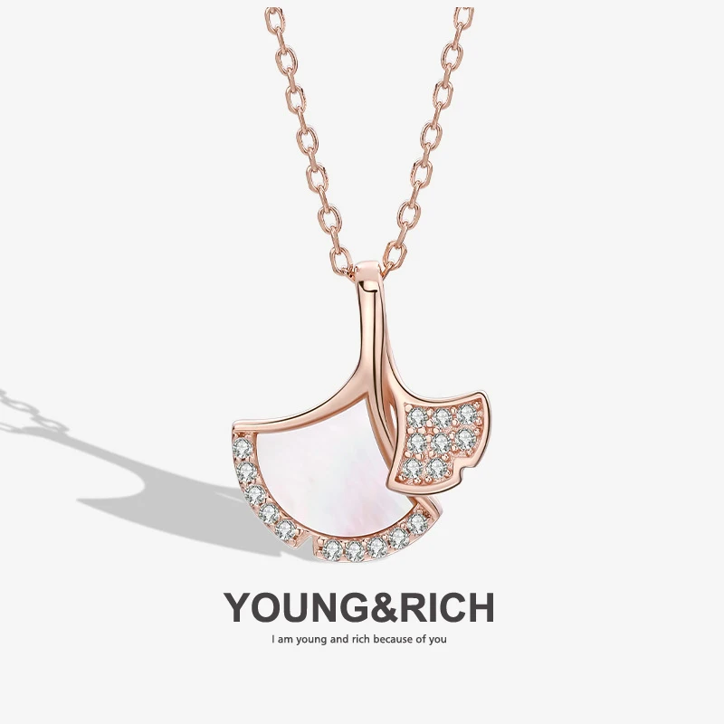 

YOUNG&RICH Brand Europe and America 925 Silver Necklace Ladies High Quality Design Ginkgo Leaf Pendant Short Luxury