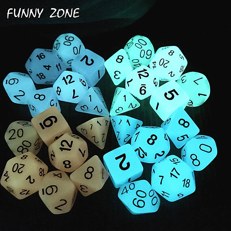 7 шт./лот высококачественные светящиеся в темноте цифровые игральные кости для