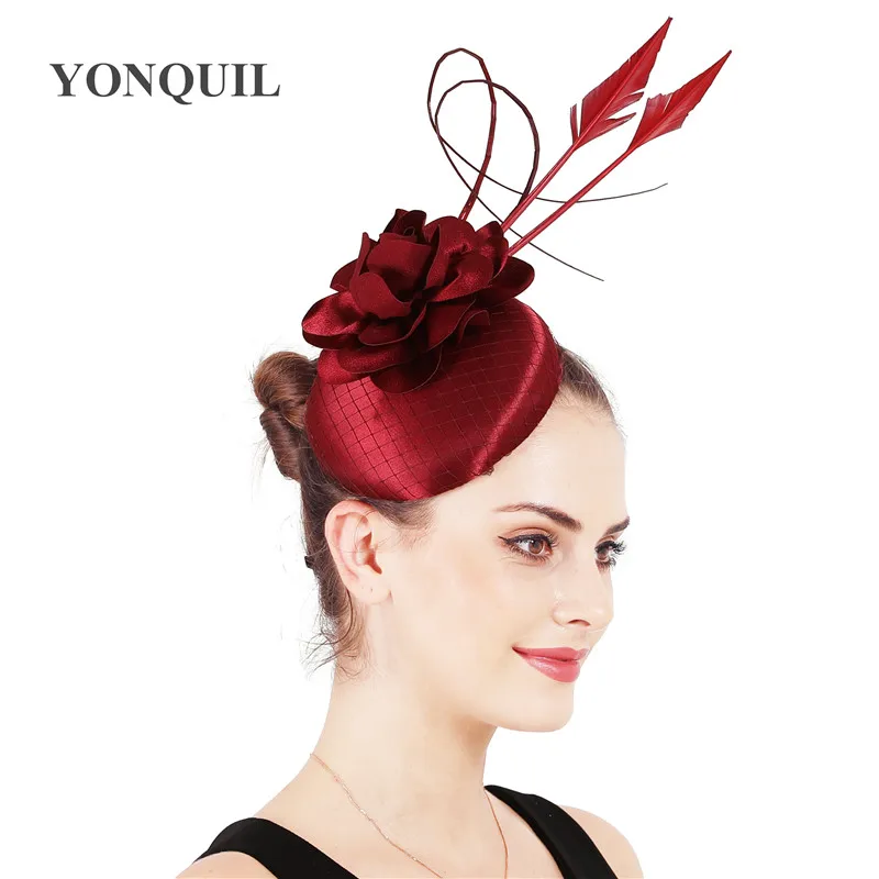 Женская атласная шляпа-вуалетка с перьями цвет в ассортименте | Свадьбы и