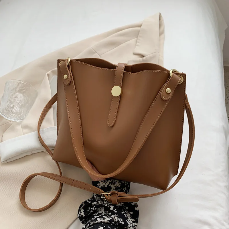 

Large Capacity Vintage Design Pu Leather Tote Bags for Women 2021 Winter Composite Underarm Shoulder Bag Female Shopper Handbags