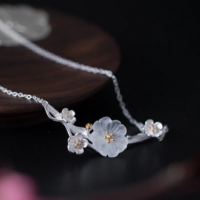 

Real S925 Silver Elegant Plum Flower Necklace Retro Crystal Pendant Clavicle Chain for Women Handmade Designer Fine Jewelry