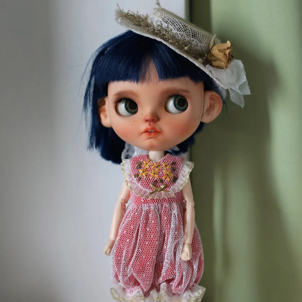

Dolls & Accessories