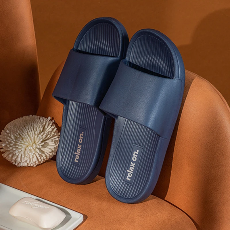 

2021 New Bathroom Slippers Men Antiskid Soft Hotel Slippers Household Home Slippers Comfy Slippers Men Summer