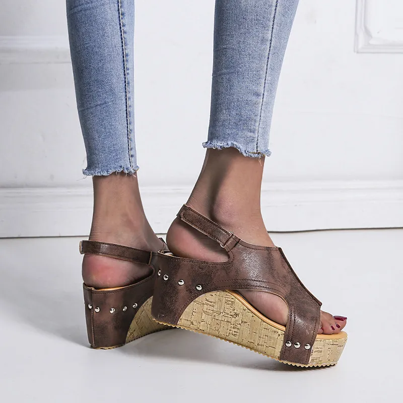 Босоножки женские на платформе и высокой танкетке Размеры 35-43 | Обувь