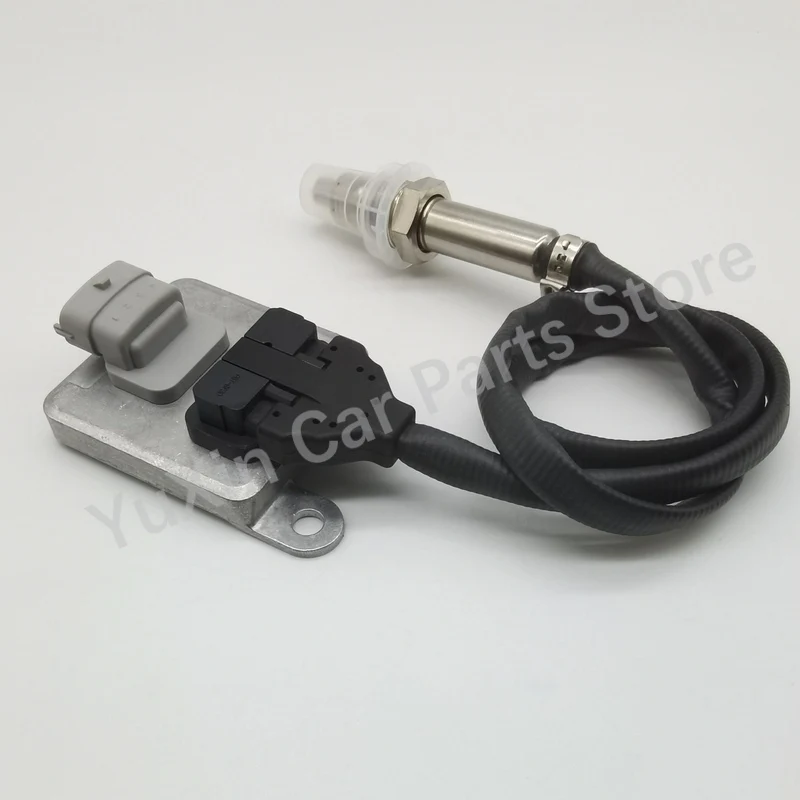 

Inlet Nitrogen Oxide Sensor For Cummins ISX 6.7L Engine 2894941 5WK96673A 5WK9 6673A