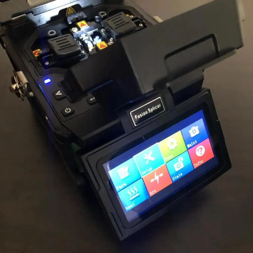 Очень стабильная машина 6 двигатель сведение по сердцевине волокна FTTH сварочный