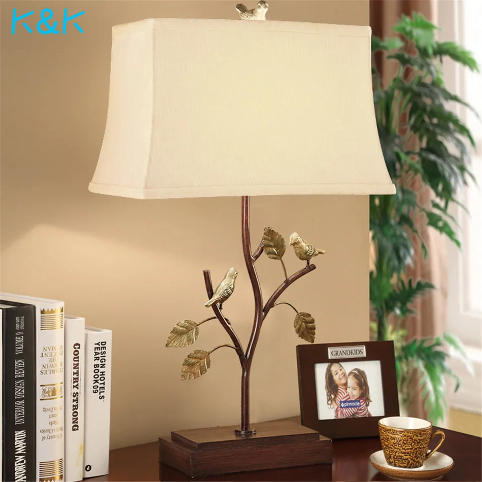 Современная металлическая Светодиодная настольная лампа Lampdeco спальня маленькая