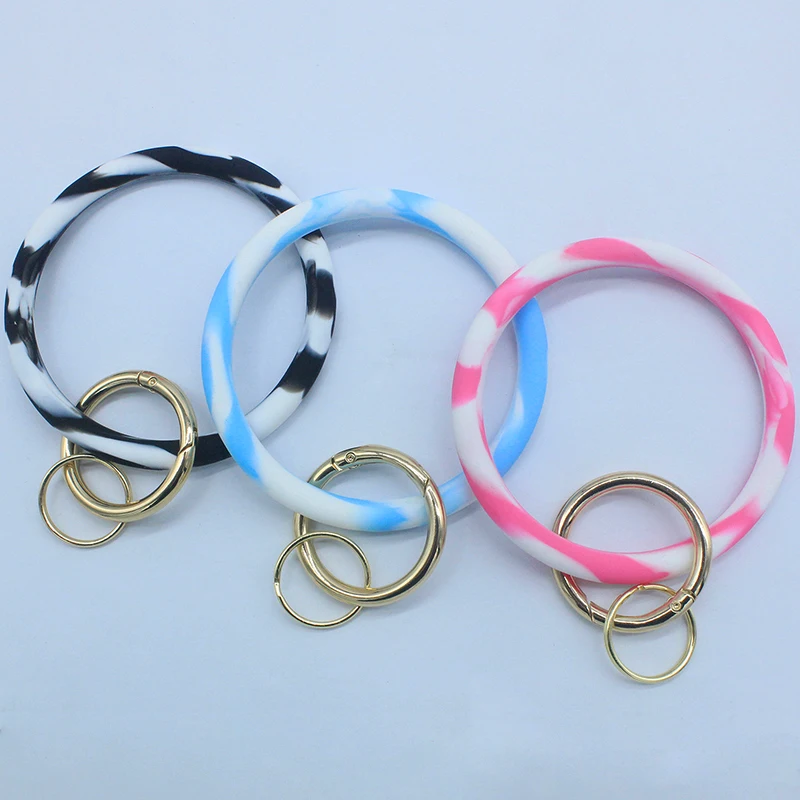 

1pc New Fashion Multiful Silicone Keychain Portable Camouflage Key Chain Big Circle Wristlet Keychain Wholesale For Women Girls