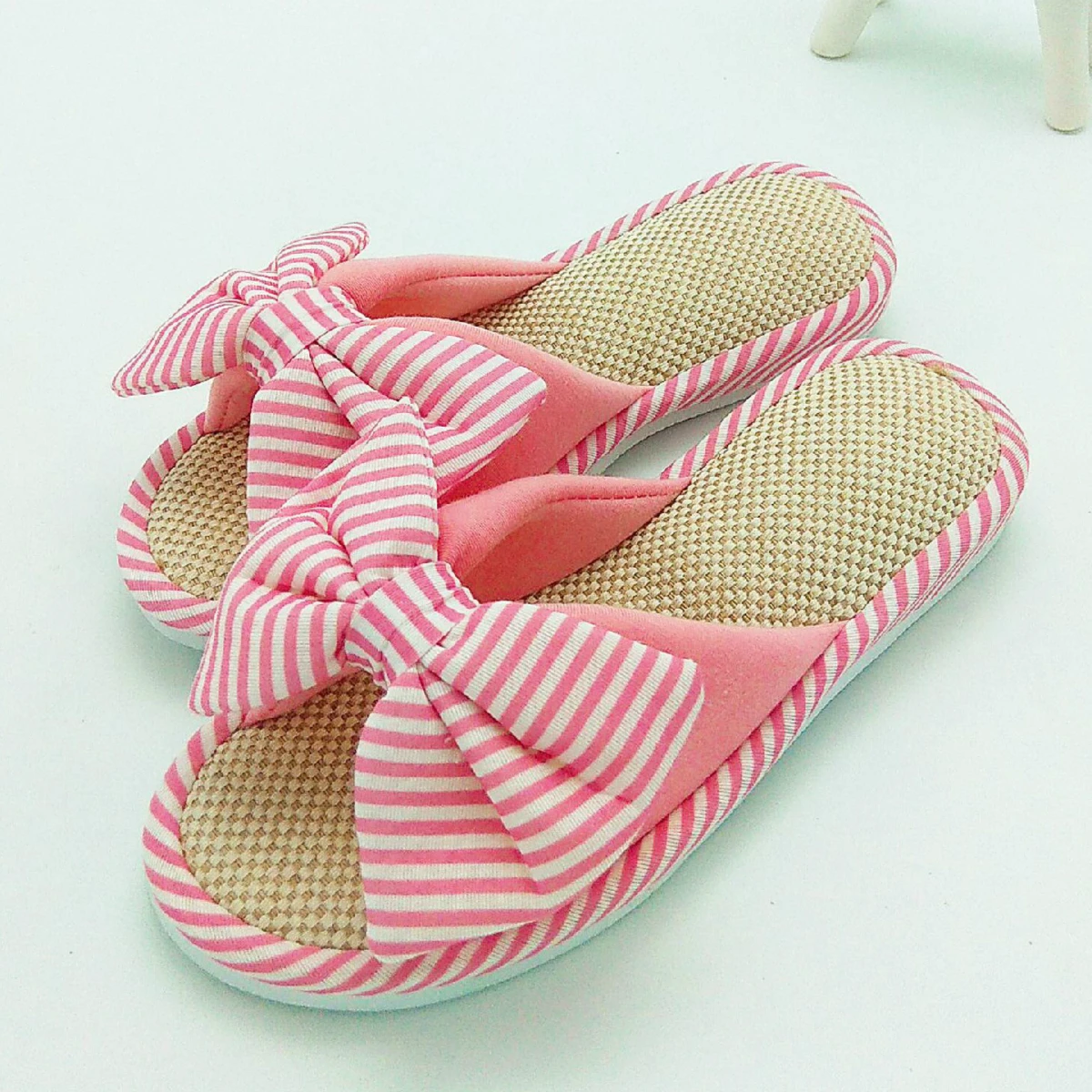 Домашние шлепанцы яркого цвета для женщин весенние женские с бантом из