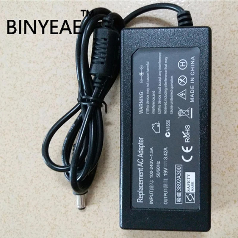 Универсальное зарядное устройство для ноутбуков 19 в а 65 Вт адаптер переменного