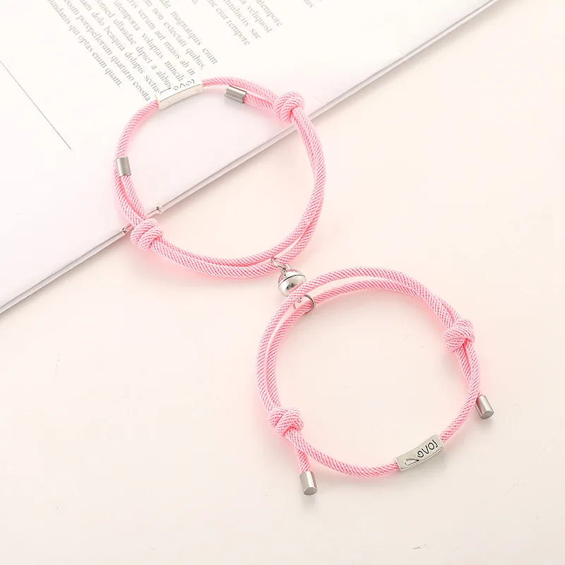 

Alloy Love Couple Bracelet Men and Women Magnetic Bracelets Woven Red Rope Jewelry Valentine's Day Present Charm Braslet