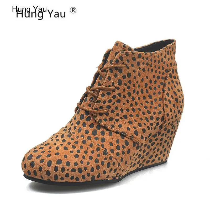 

Women Thick Bottom Round Toe Boots Lace up Lady Ankle Martin Boots Winter Warm Leopard print Suede Leather Boots Plus Size 35-43