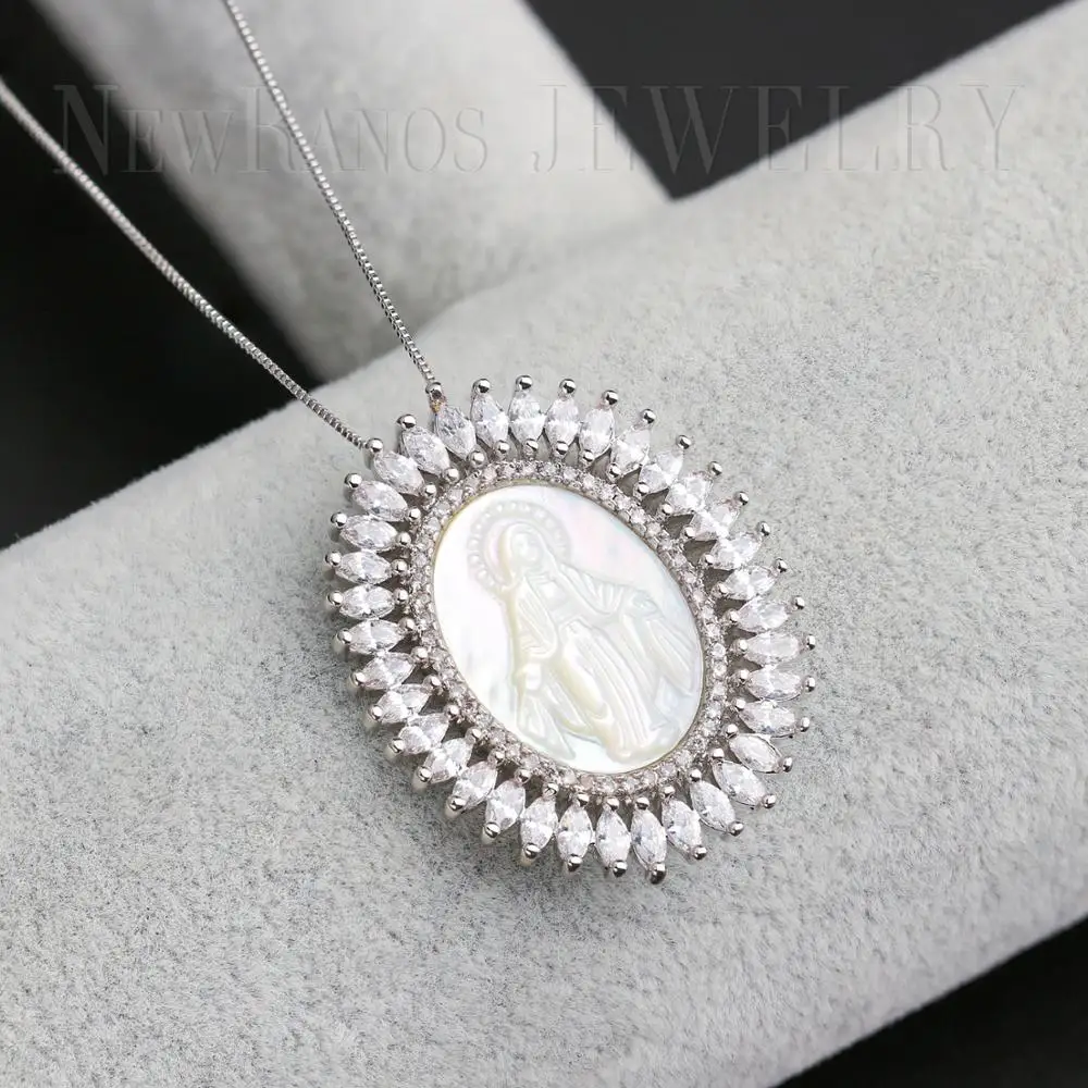 Ожерелье с кулоном Девы Марии из белых Цирконий жемчугом в виде раковины для