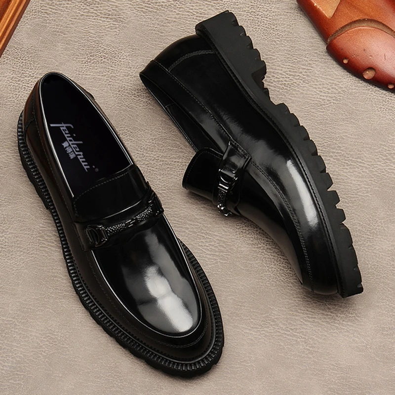 

Classic Round Toe Slip on Man Casual Shoes Patent Leather Formal Dress Platform Loafers Men's Metal Trim Daily Flats MDE143