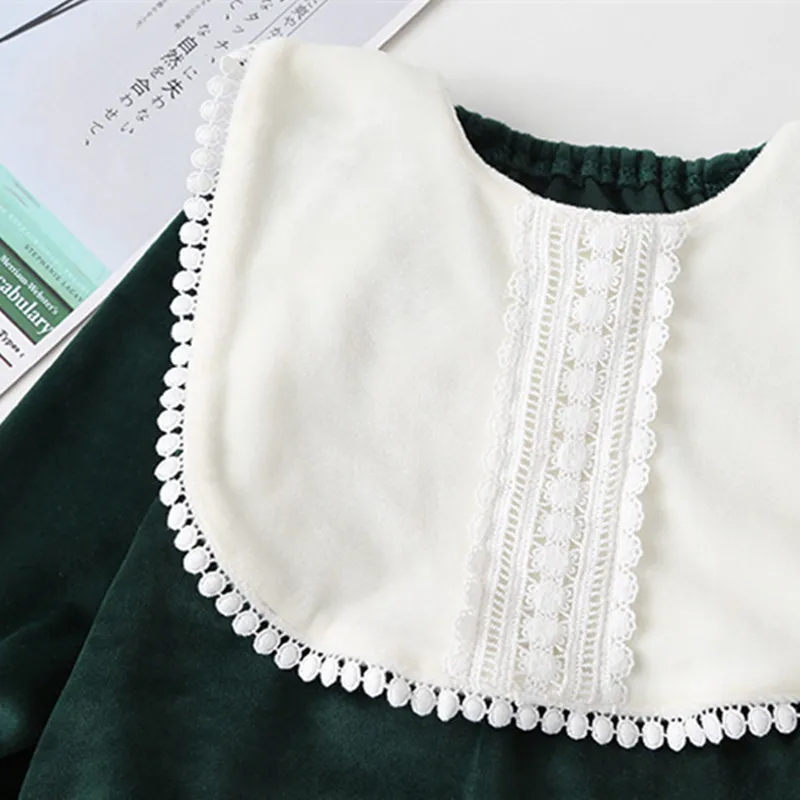 Осенняя одежда для маленьких девочек Кружевной цельнокроеный комбинезон