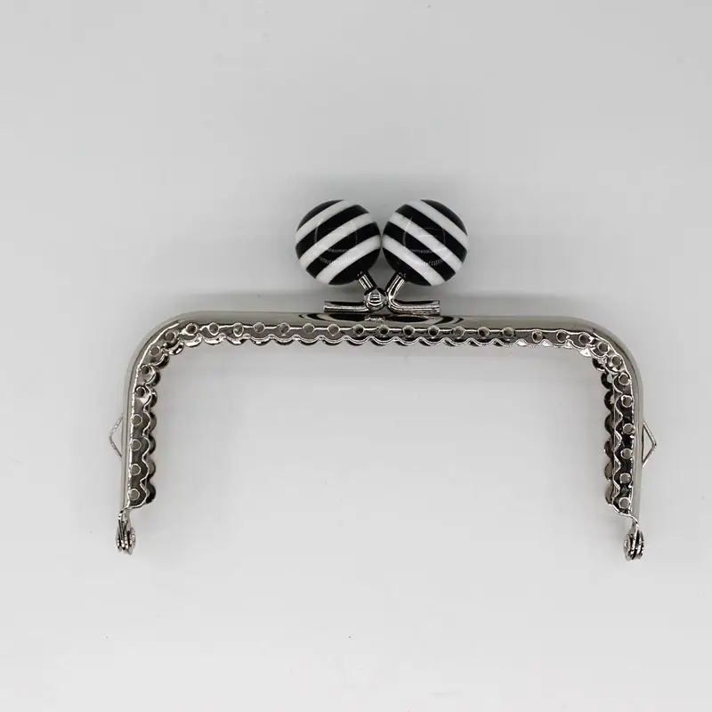 1PCS Super Lovely 10.5CM Silver Lace Stripe l Bead Head Metal Purse frame Kiss Clasp DIY Bag Accessory | Багаж и сумки